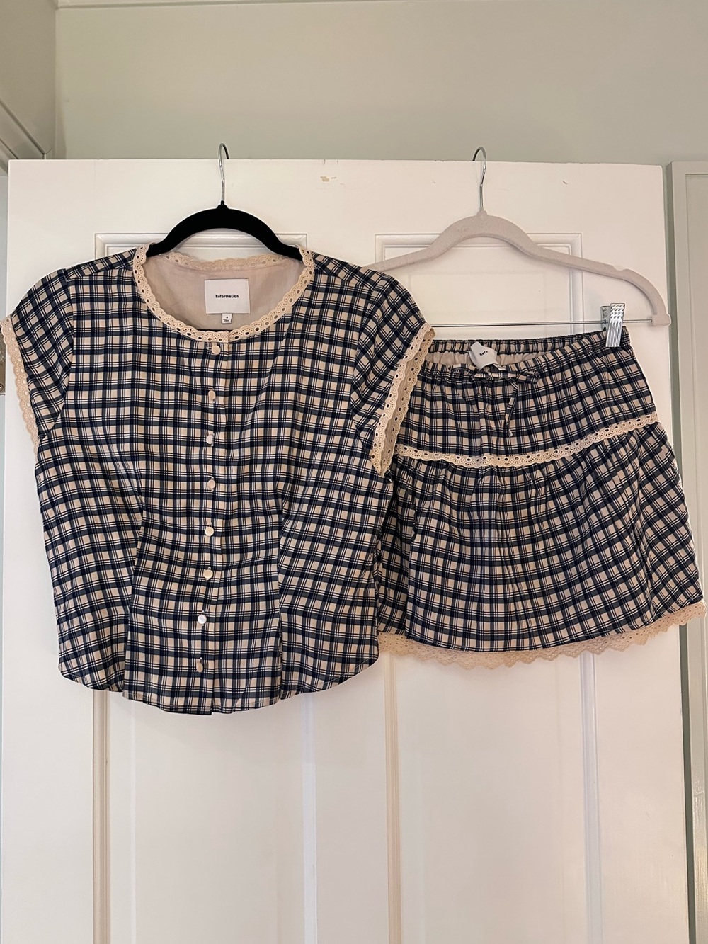 Reformation Valetta Two Piece - Picture 5 of 10